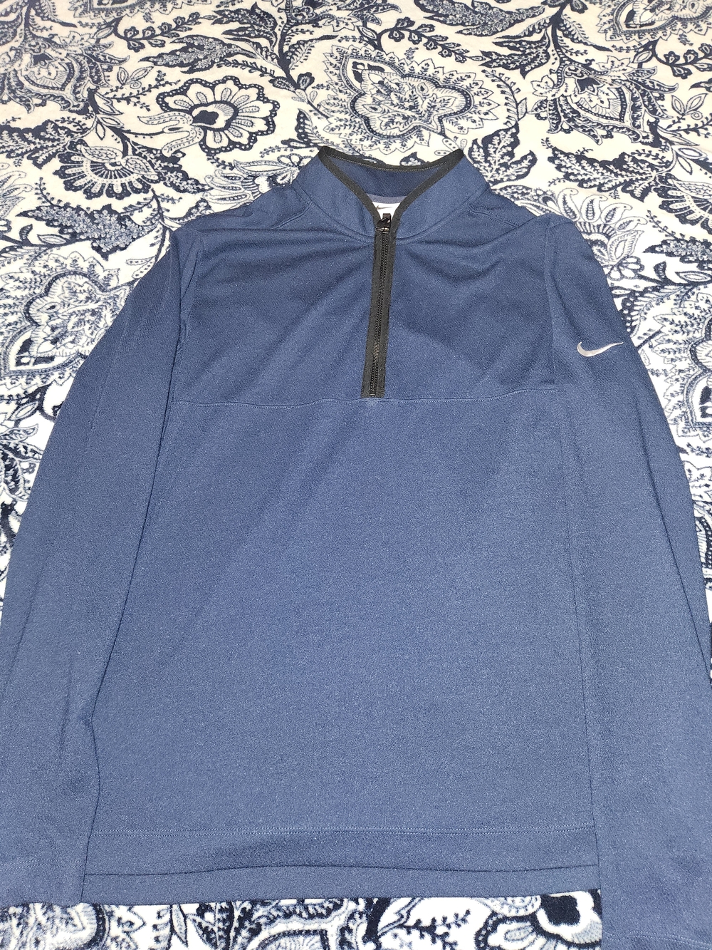 Nike Men's Navy Blue Quarter-Zip Pullover